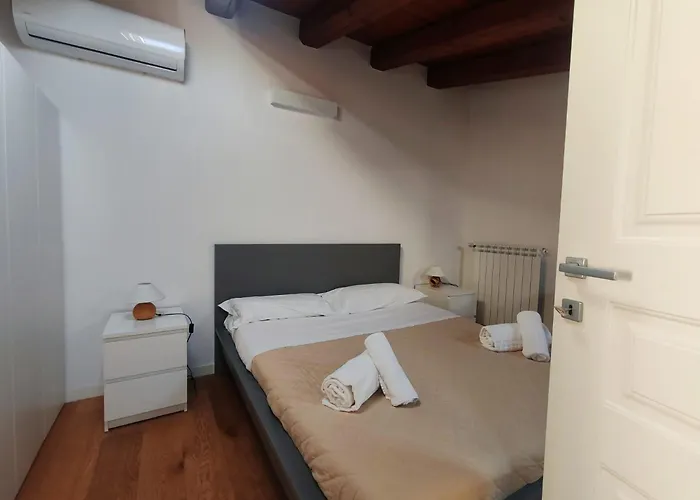 Palazzo Del Buonpastore By Casa Azzurra Apartments